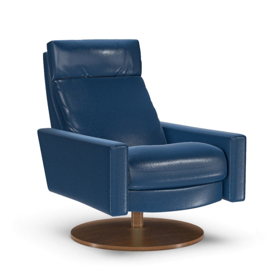 American Leather Cumulus Comfort Air with optional ottoman featured in premium Leather Grade J - Mont Blanc Mountain Spring