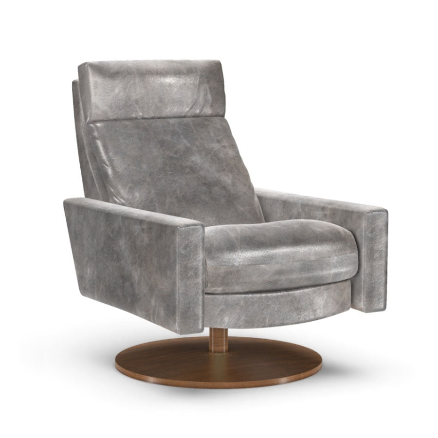 American Leather Cumulus Comfort Air with optional ottoman featured in premium Leather Grade J - Mont Blanc Clamshett