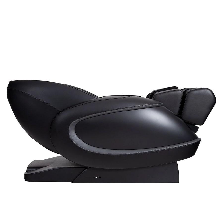 Titan 4D Fleetwood LE Massage Chair - Zero Gravity